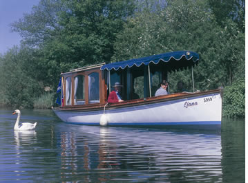 Fantastic Broads and Rivers cycling holiday with UK Cycle Holidays