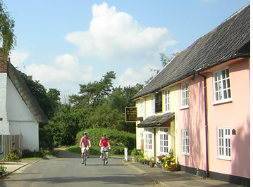 Cycling holiday in Suffolk and see the beautiful sights