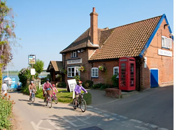 Cycle holiday around the river estuaries of the East Coast